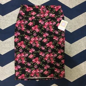 NWT Floral Cassie- M
